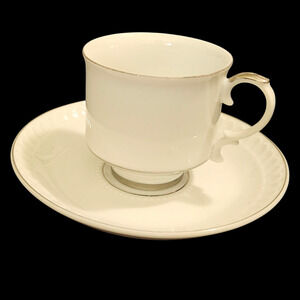 Ambassador 55/1671 Cup & Saucer Set of 5 Gold Trim White Fine China Japan